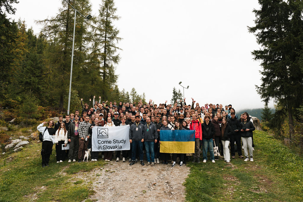 Студенти ComeStudy у Татрах — набір 2025 року під час спільної зустрічі